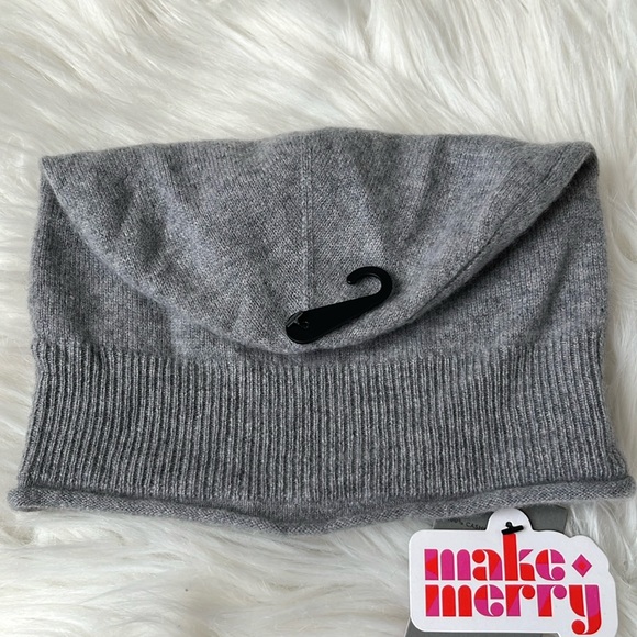 100% Cashmere Knit Beanie Hat - Picture 4 of 5